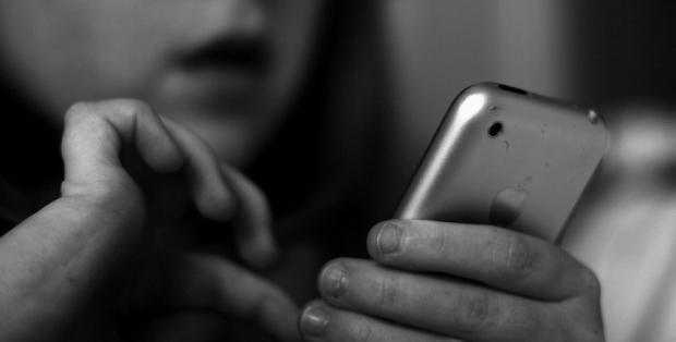 childline_abuse_flickr_anthony_kelly_0