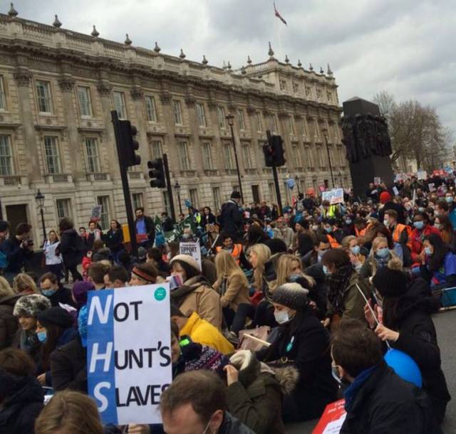 12644932_10153819351207488_3450805917527930015_n